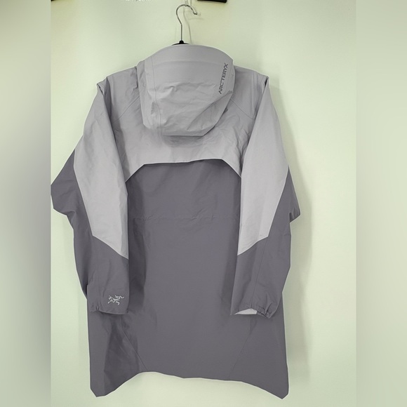 Arc'teryx Salal Gore-Tex Jacket Velocity/Light Velocity Small - Picture 2 of 6